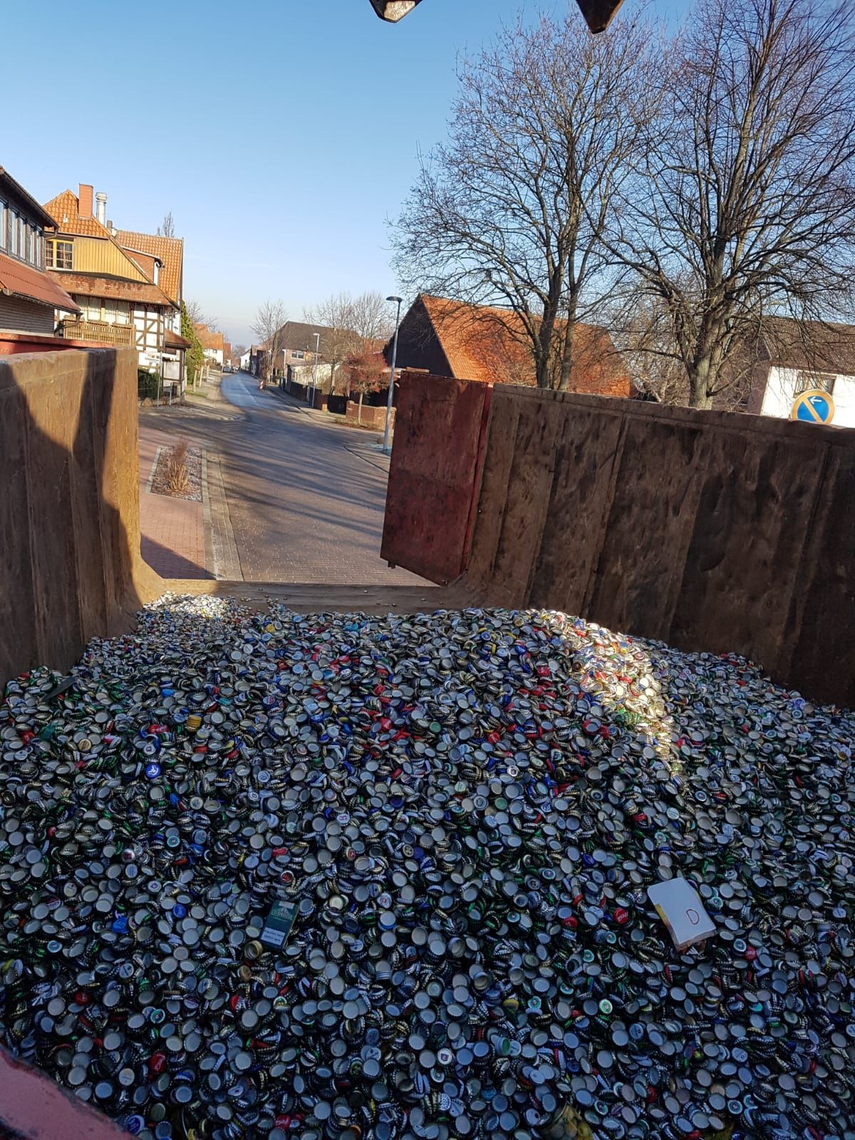 Vielen Dank an Herrn Tebbe für seine Kronkorkensammlung
