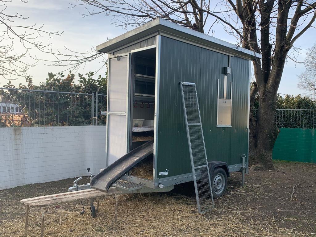 Großes Dankeschön an alle Spender unseres “Hühnerwagens”